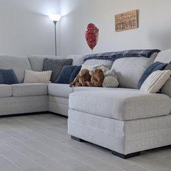 Like-New Blvdhome Sectional Crypton Fabric