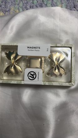 U Brands Golden Pasta Magnets 3-Pack