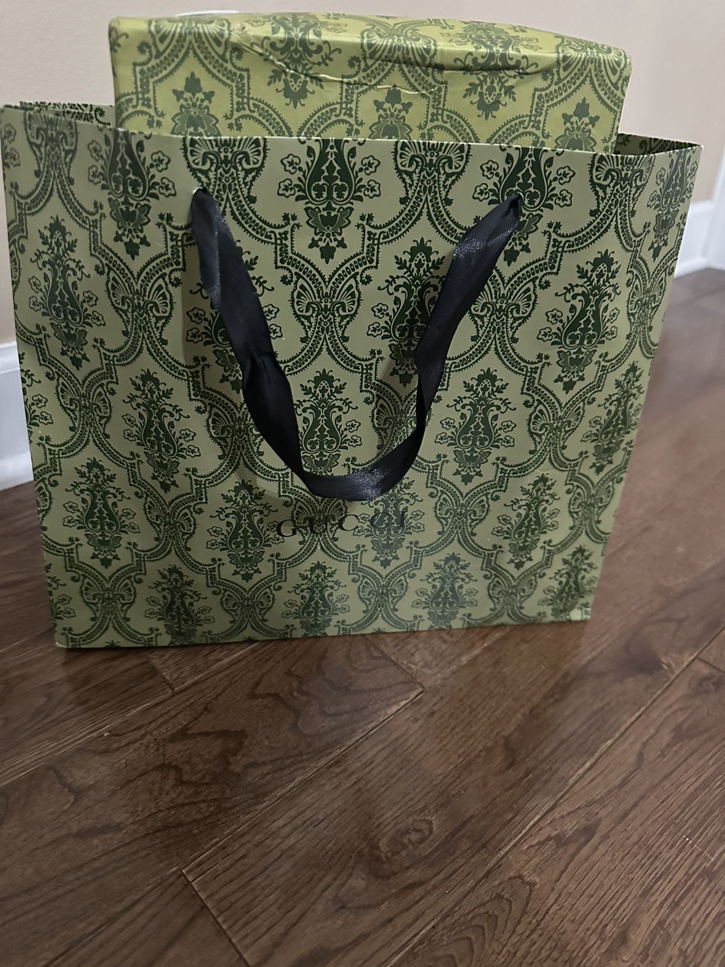 Gucci Shoes