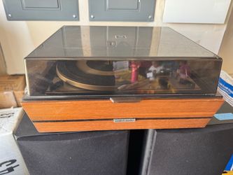 United Audio Turntable Record Player