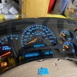 2003 Chevy Tahoe Instrument