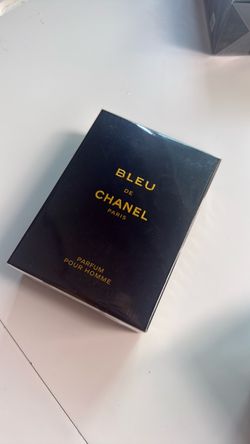 Bleu de Chanel Paris