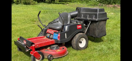 Toro TimeCutter zero turn lawn mower