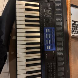 Casio CT-470 Keyboard & Synthesizer