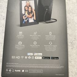 Nixplay Smart Digital Photo Frame 10.1 inch Black