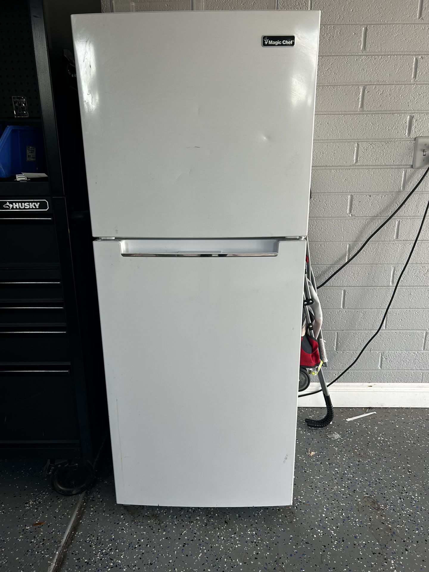Refrigerator- Magic Chef