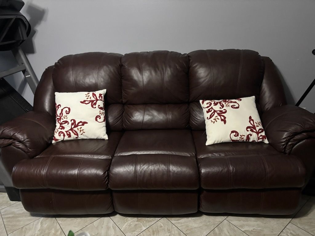 living room couch set of 3 (SOLD TOGETHER)