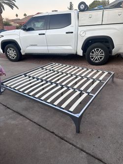King Metal Frame