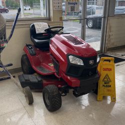 Craftsman riding Lawnmower 