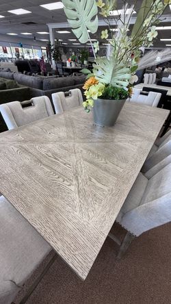 7 PC DINING TABLE