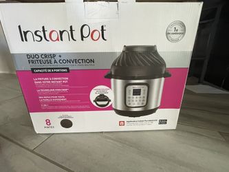 Instant Pressure And Air Fryer , 8 Qts, Brand New $120, Pick Up And Cash Only , Loop202 And Southern Avenue, in Laveen