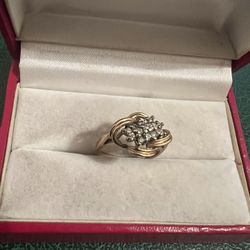 Ladies 14k Vintage Diamond Ring Sz 5.5 