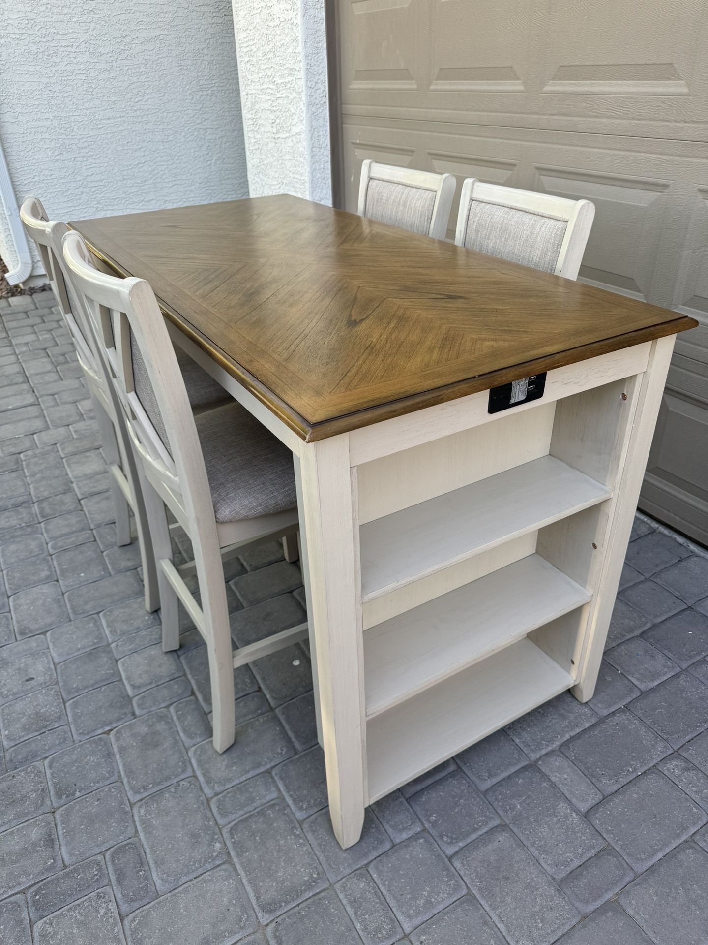 Table And Chairs