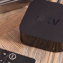 Apple TV (32GB, 4th Generation