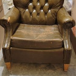 Chair And Rolling Ottoman 