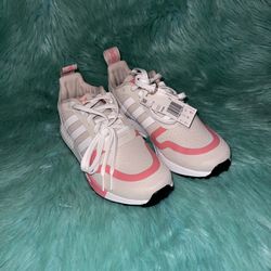 NWT Adidas Multix Women’s Athletic Shoes 7.5 Beige , White, and Dusty Rose