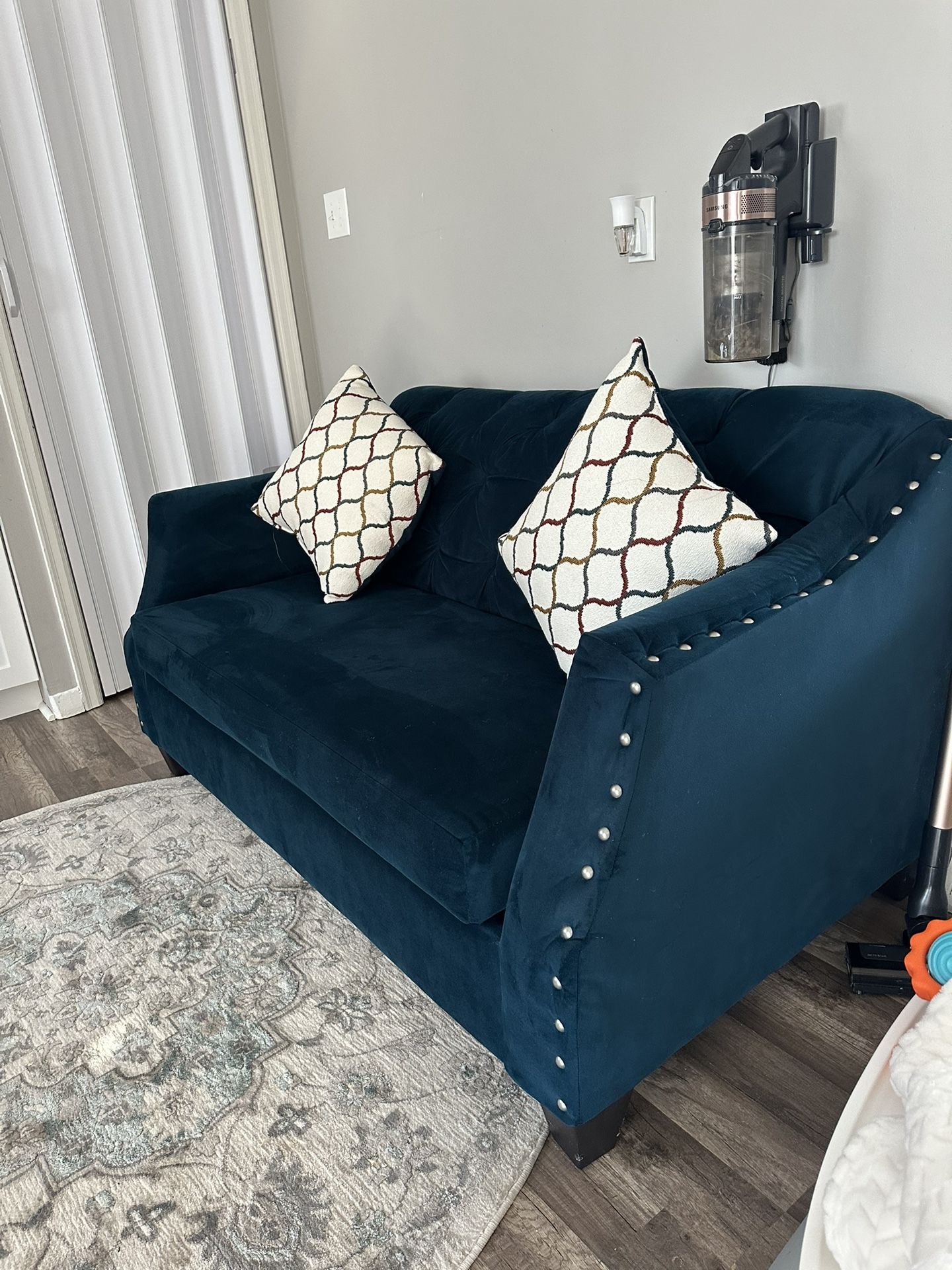 Sofa And Love Set Use Like New