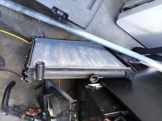 Toyota pickup radiator