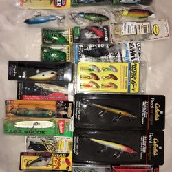 60 brand new bass fishing lures for Sale in Galveston, TX - OfferUp