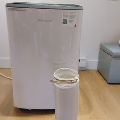 Air conditioner like new