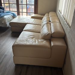 Modern Couch (electric)