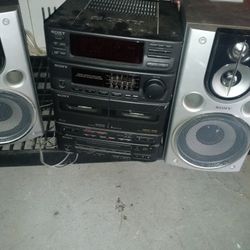 Stereo 4 Speakers Very Stronger