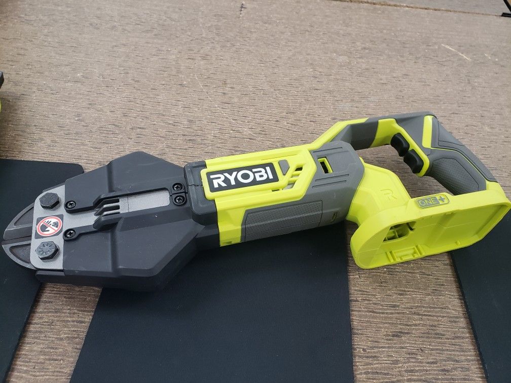 Ryobi 18V Bolt Cutter
