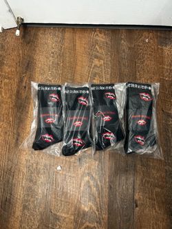 Lip socks