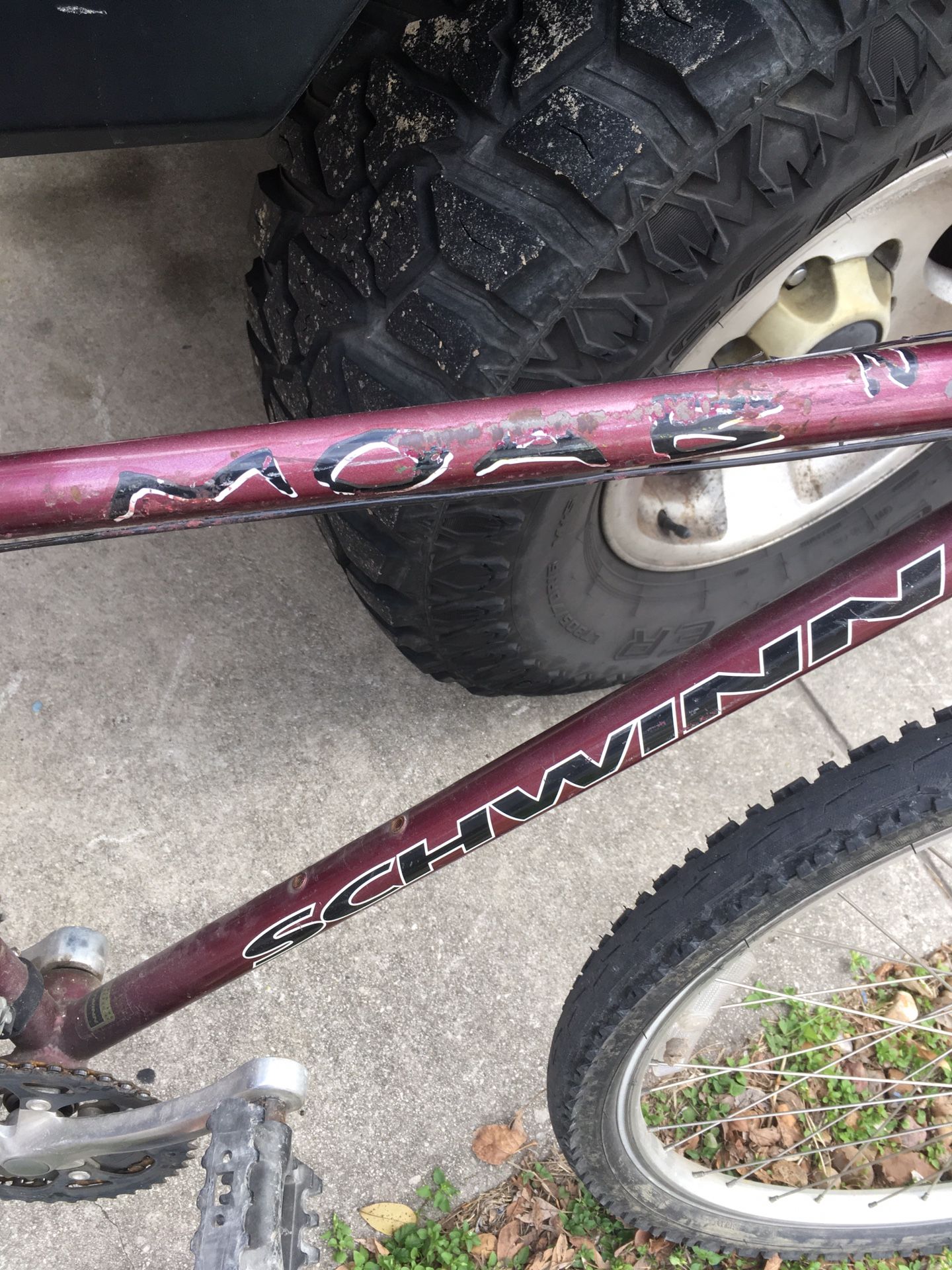 26 Inch Schwinn Moab Mountain Bike