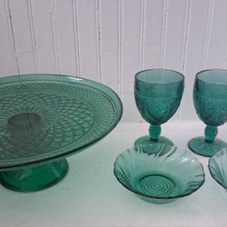 Vintage Green Glassware 