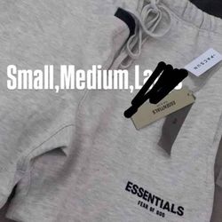 essential shorts size medium n size small!