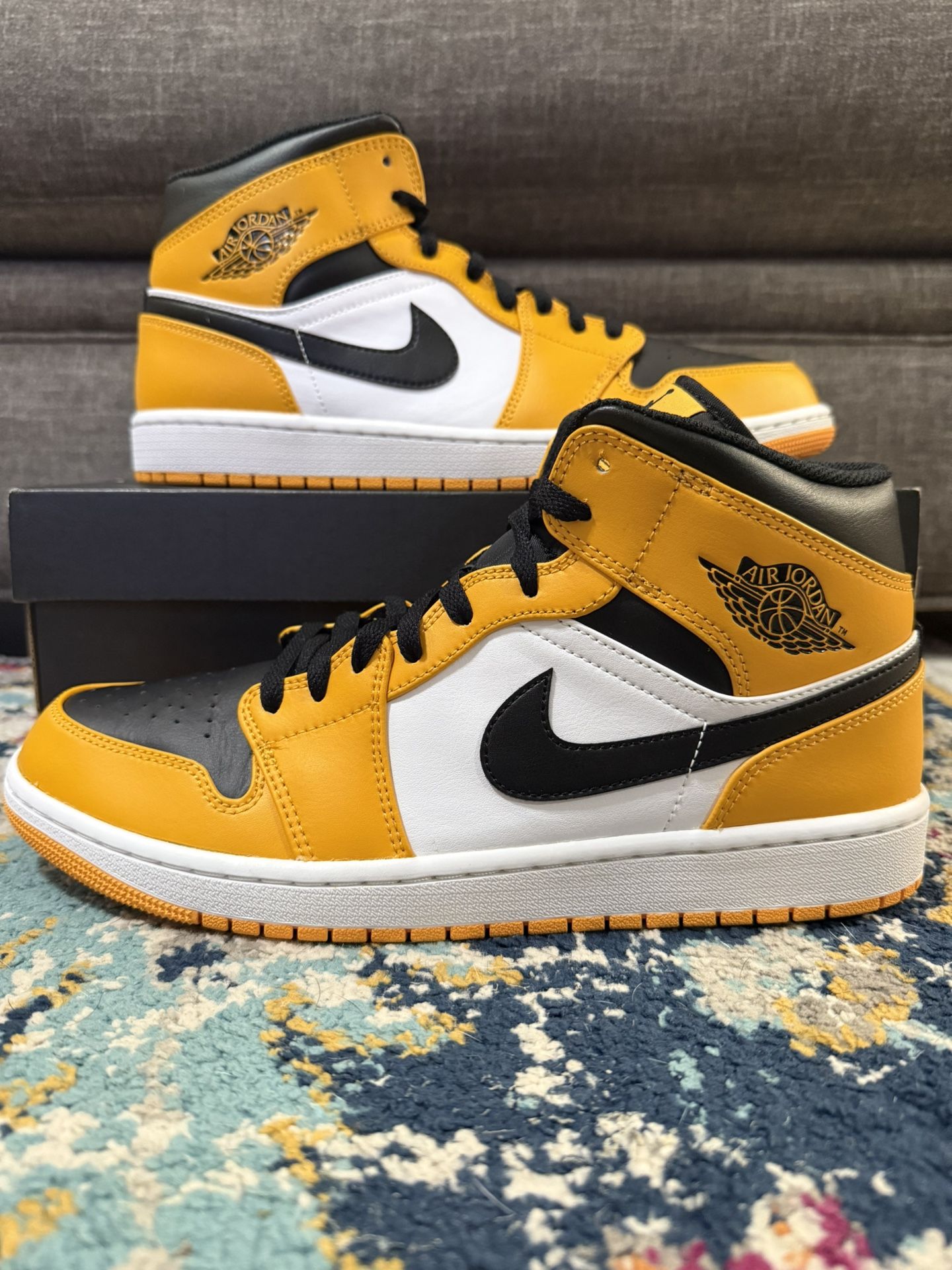 Nike Air Jordan 1 Mid “Reverse Yellow Toe”