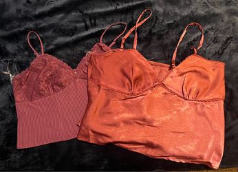 Two no boundaries crop tops bundle