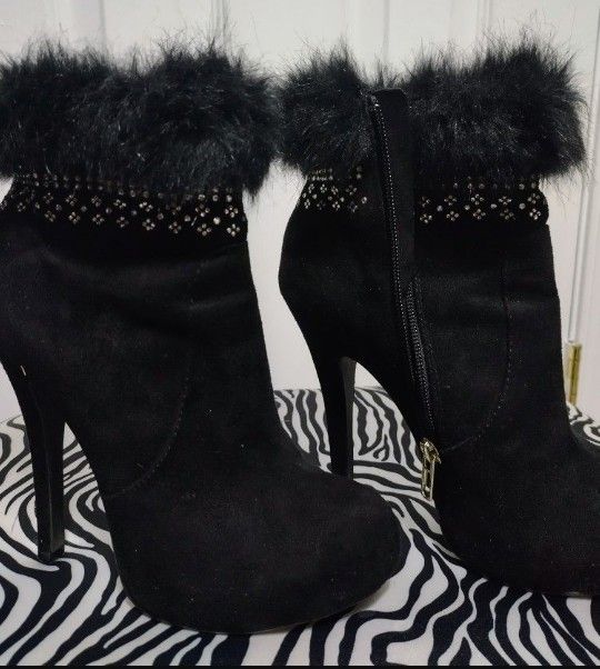 Nine West Women's Faux Fur Boots