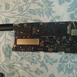 MacBook Pro A1502 i7 16gb Motherboard