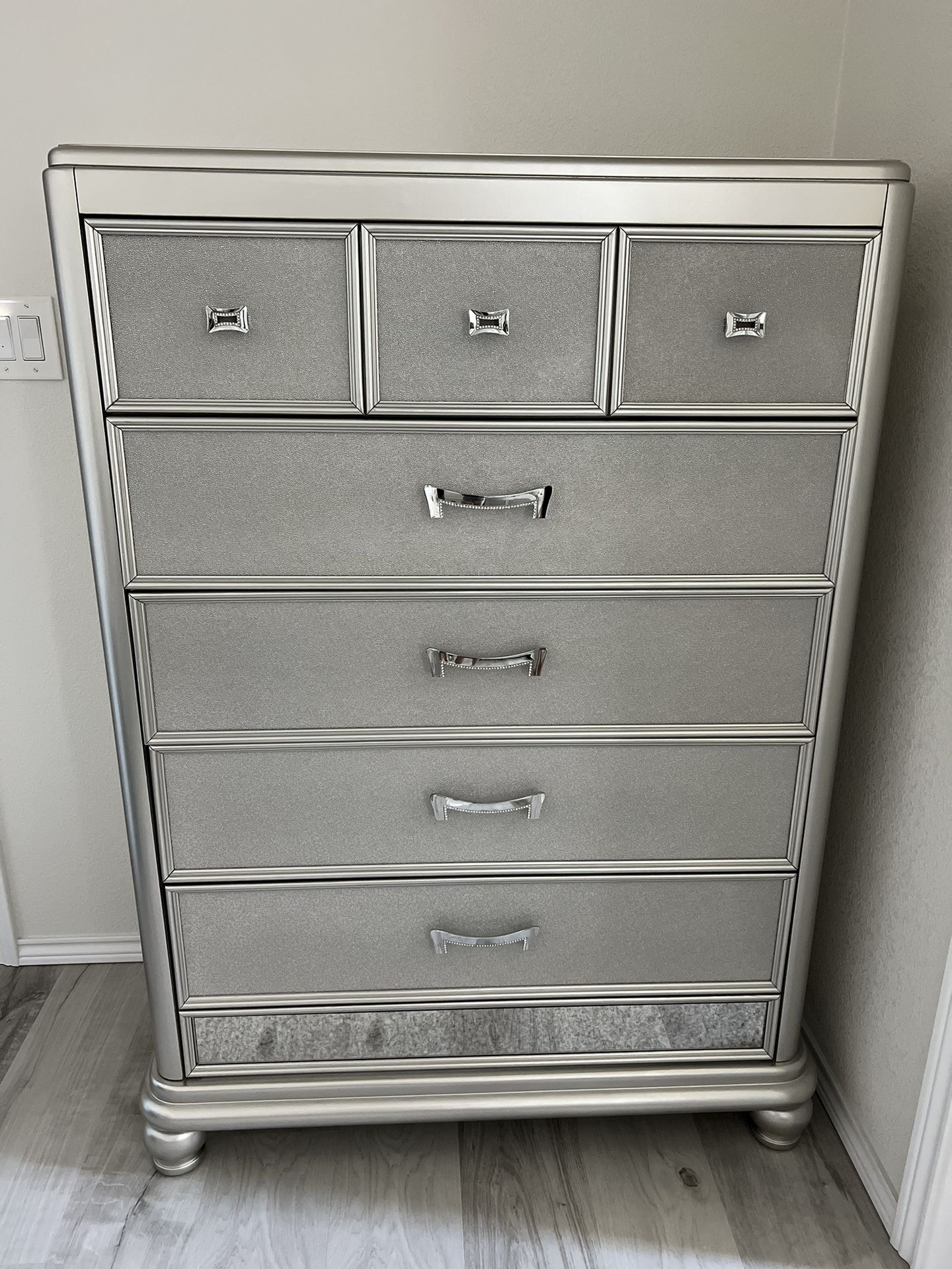 Bedroom set(from Ashley)