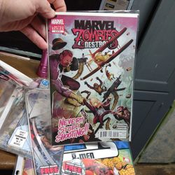 Description

MARVEL Description

MARVEL ZOMBIES DESTROY #2...v
