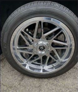 6 Lug 22 inch Universal Chevy GMC Ram Ford 22x10 Inch Wheels Rims and Tires