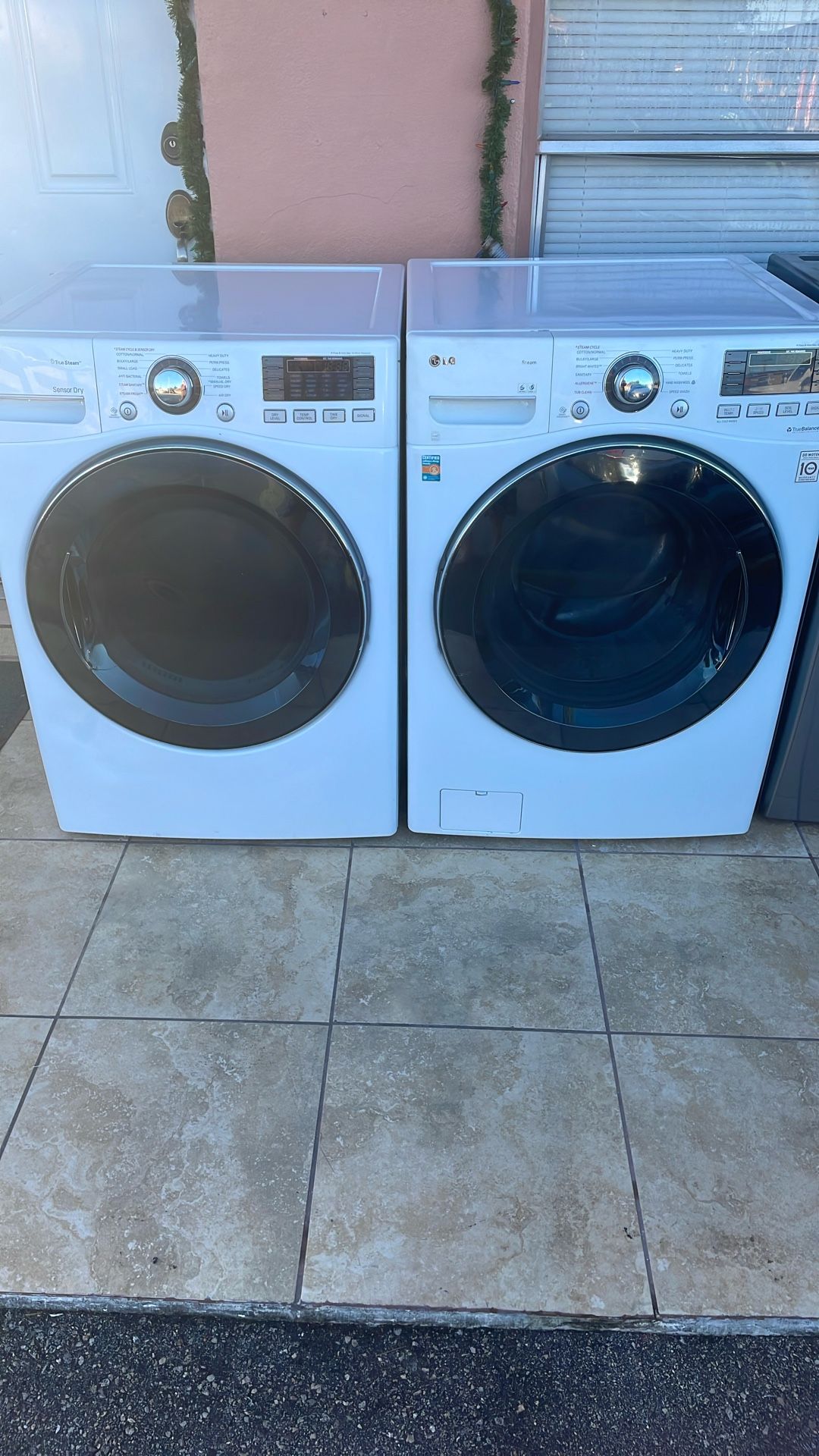 Lavadora Y Secadora LG En Buen Estado. Negocio Particular