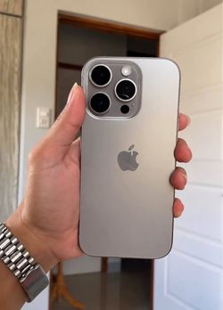 iPhone 16 Pro 128GB - NATURAL TITANIUM