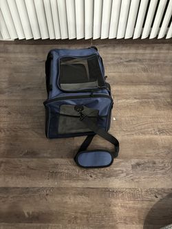 Brand New Never Used Blue Soft-Sided Small Dog / Cat Travel Carrier