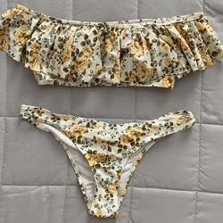 Two Piece Bikinis (medium)