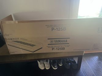 Yamaha P-125b Piano