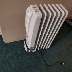 DeLonghi  1500 W electric heater