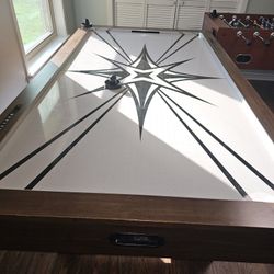 Air Hockey Table