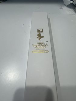 Super Nintendo World Golden Mario Power-Up Band