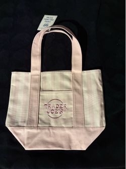 Tan Trader Joe’s bag