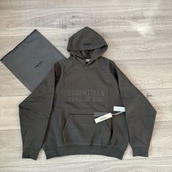 Fear of God Essentials Hoodie Off black *Medium*