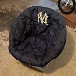 Yankees Saucer Chair 