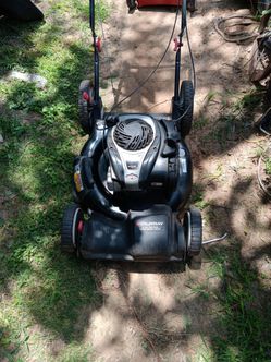 Murray Self Propelled 22in Lawnmower